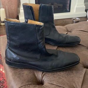 Men’s size: 12 Cole Haan boots
